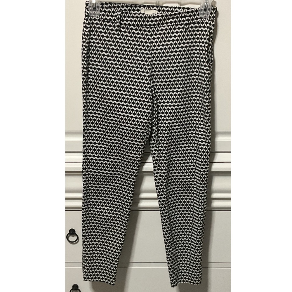 H&M Women's Black and White Geometric Print Dress Pants Trouser Size 6